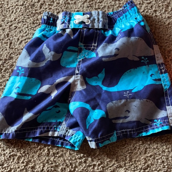 Boys bundle swim trunks 2T - Picture 2 of 5